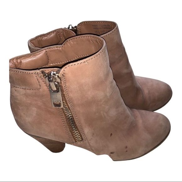 Used Aldo Booties Comfy & Warm Athleisure Wear Warm & Comfy Shoes - Picture 3 of 7